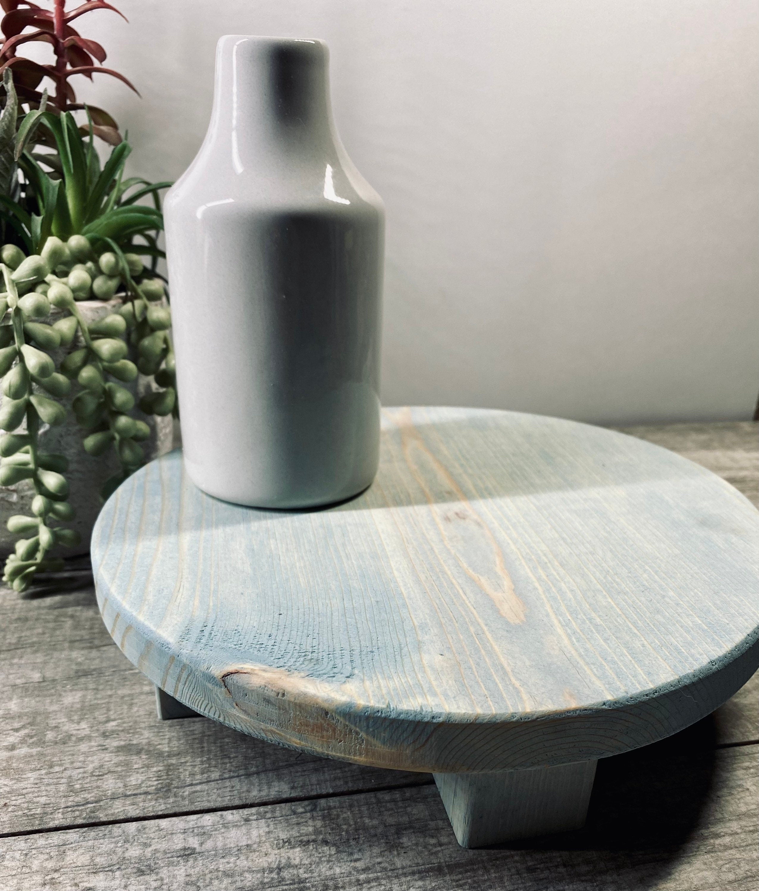 Round  Wooden Stand